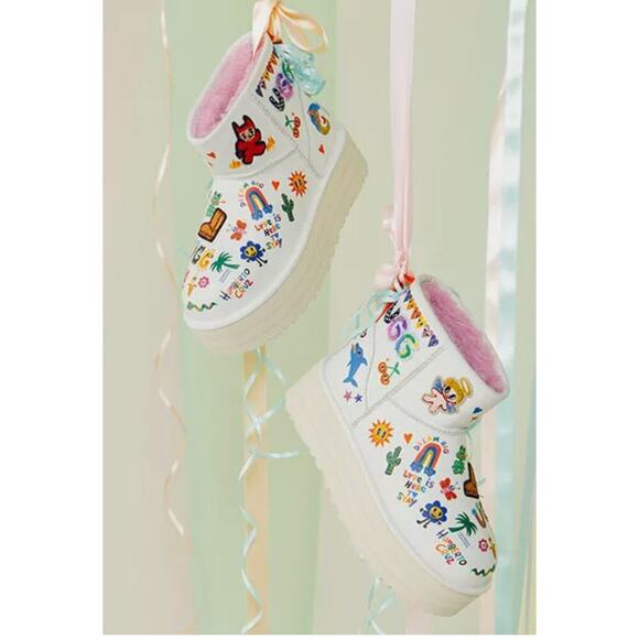 UGG x Humberto Cruz Classic Short Platform Boots – Size‎ 9, Never Worn 🌵🌈 - Picture 10 of 10